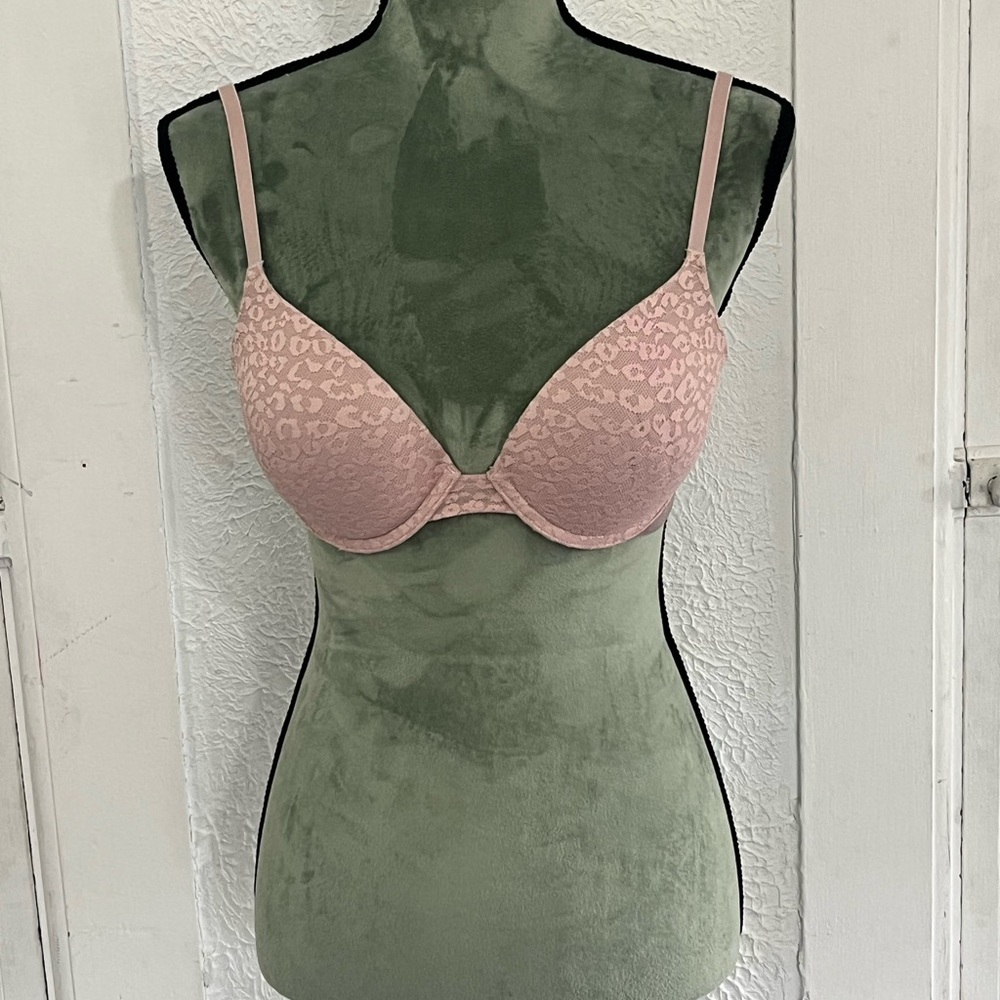 Victoria’s Secret Pink Leopard Print Bra